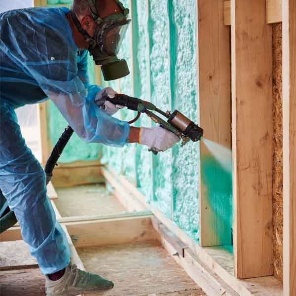 Sarnia spray foam insulation contractor